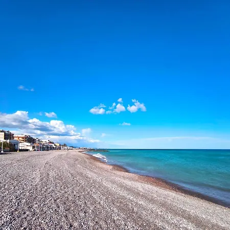 Apartamento Con Terraza Junto Al Mar En Moncofa