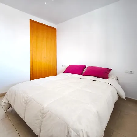 Con Terraza Junto Al Mar En Moncofa Apartamento