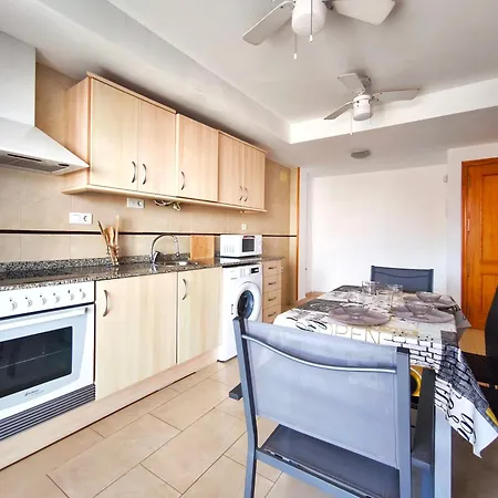 Con Terraza Junto Al Mar En Moncofa *