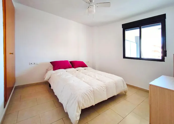 Apartamento Con Terraza Junto Al Mar En Moncofa *