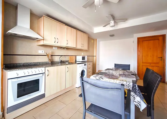 Con Terraza Junto Al Mar En Moncofa *